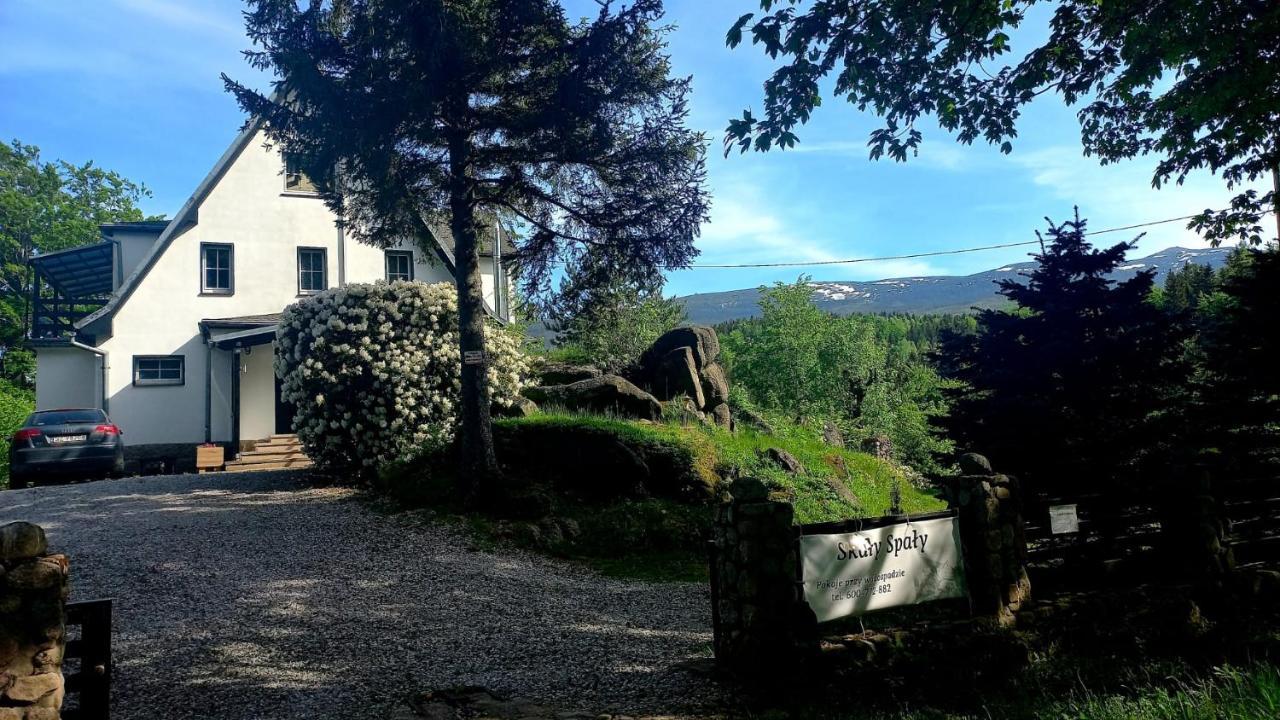 Skaly Spaly Przesieka Eksteriør billede